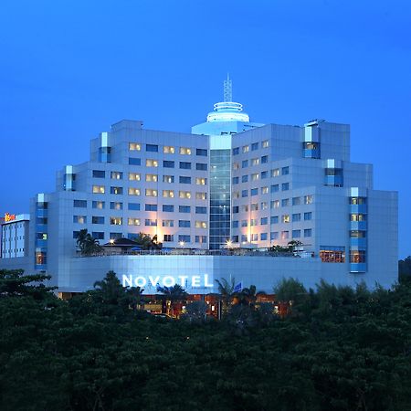 Novotel Balikpapan Exterior foto