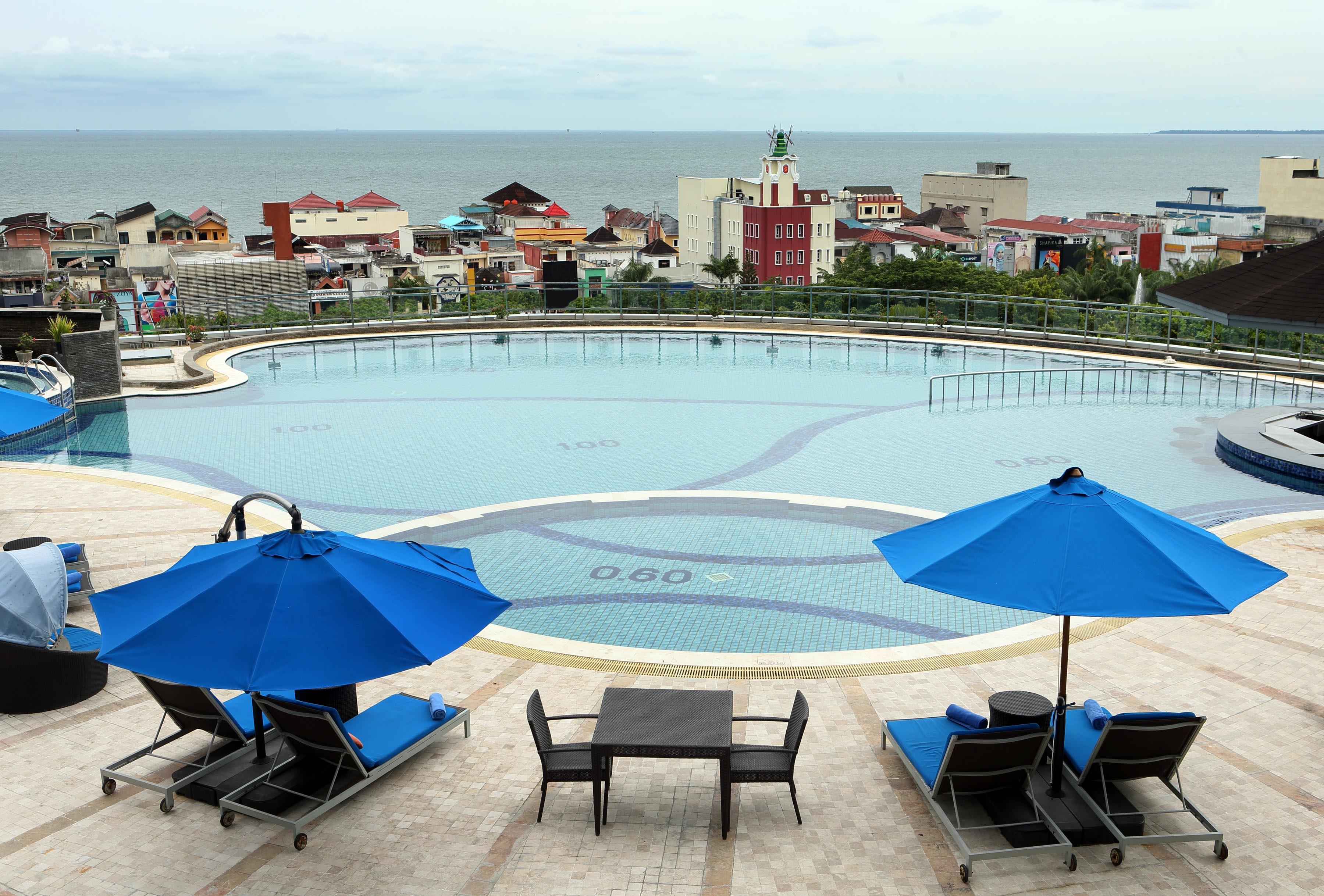 Novotel Balikpapan Exterior foto