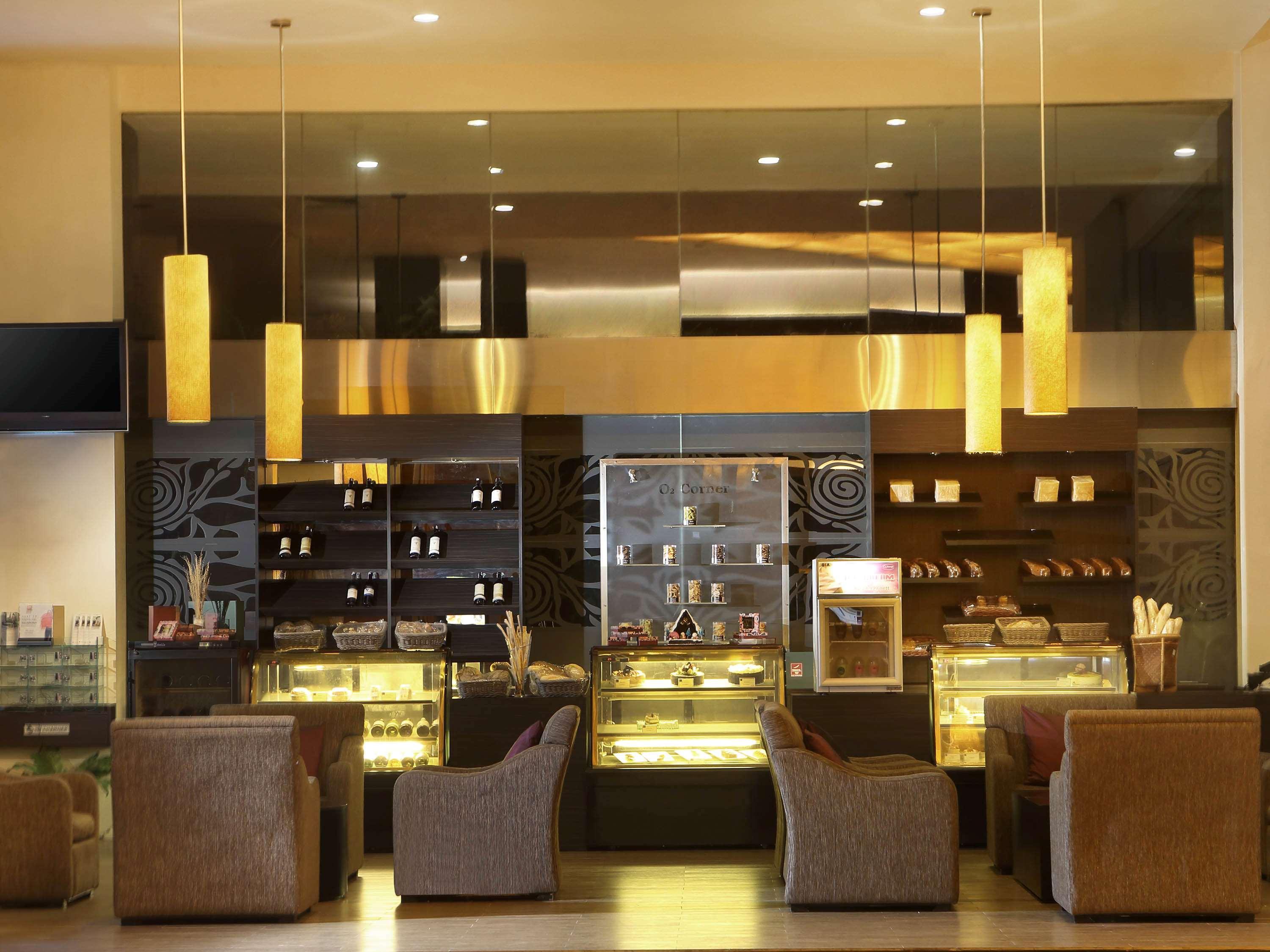 Novotel Balikpapan Exterior foto